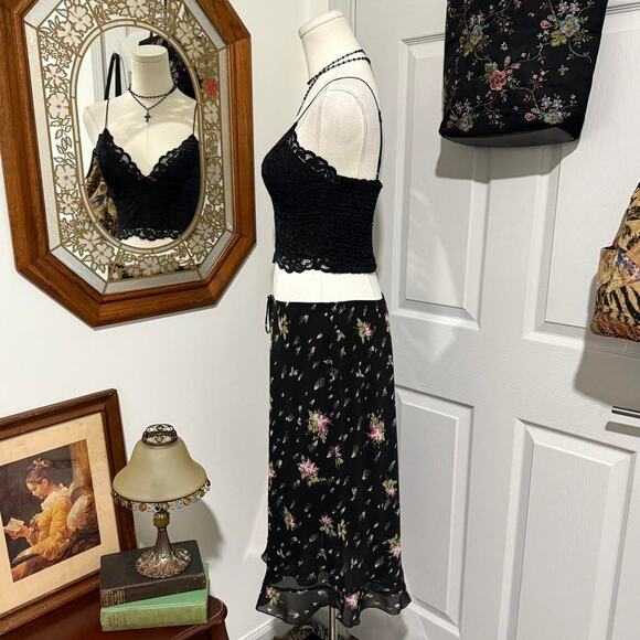 VTG Y2K Lapis Black, White & Pink Floral Silk Drawstring Lettuce Hem Midi Skirt - Picture 3 of 7